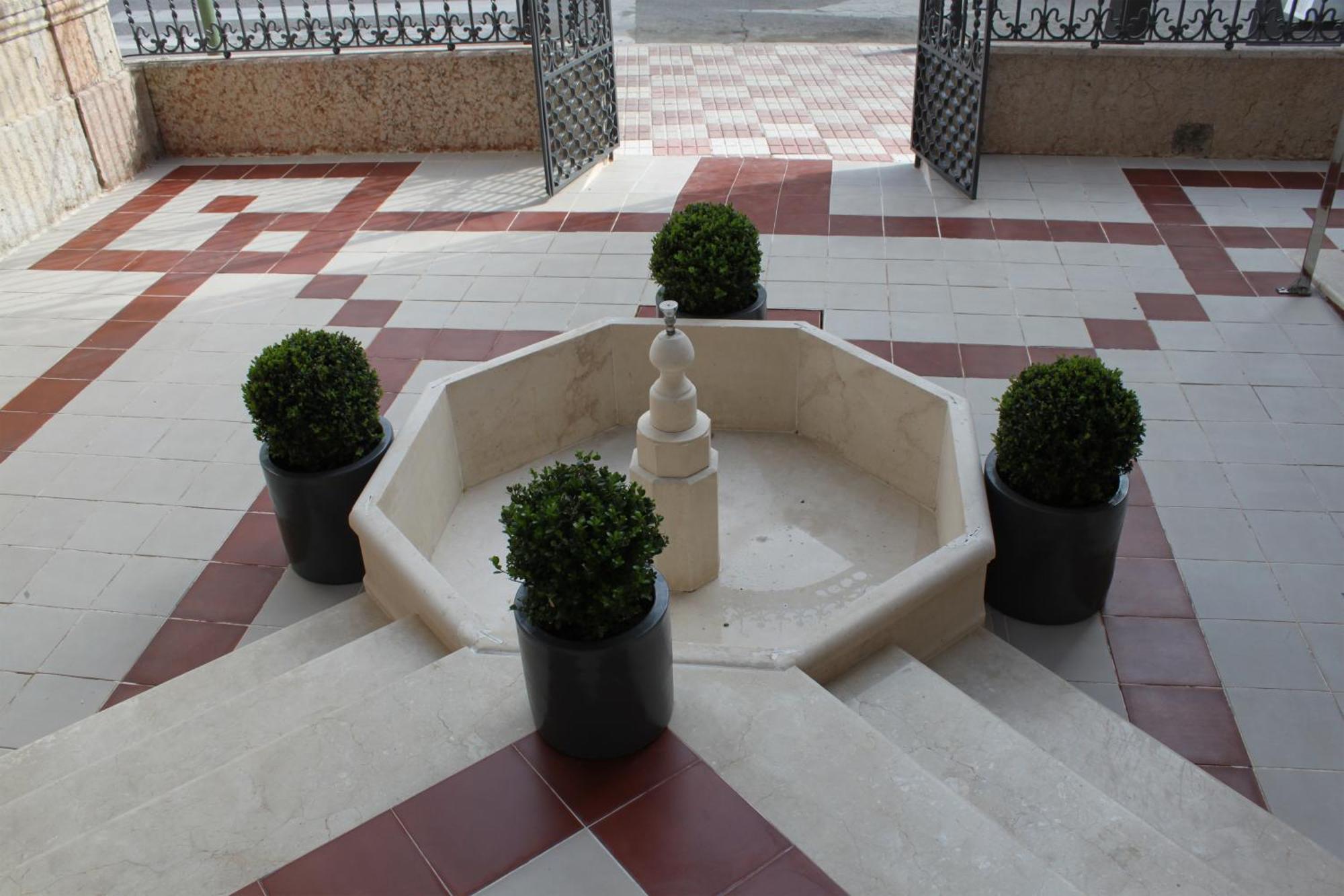 Hotel Villa Maria Cabra Esterno foto